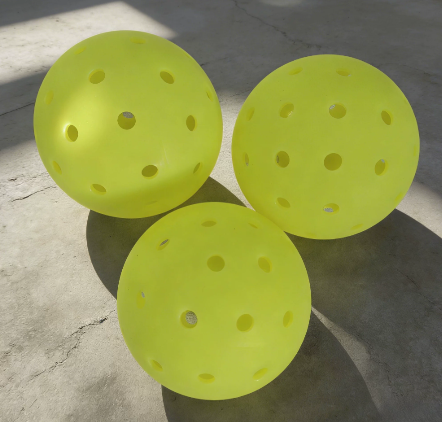 High Speed X-48 Holes  LDPE Rotomolding Ball for competition